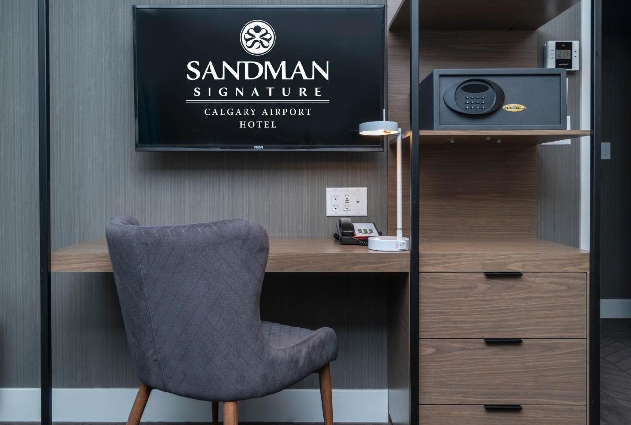 Sandman Signature Calgary Airport Hotel Exterior foto